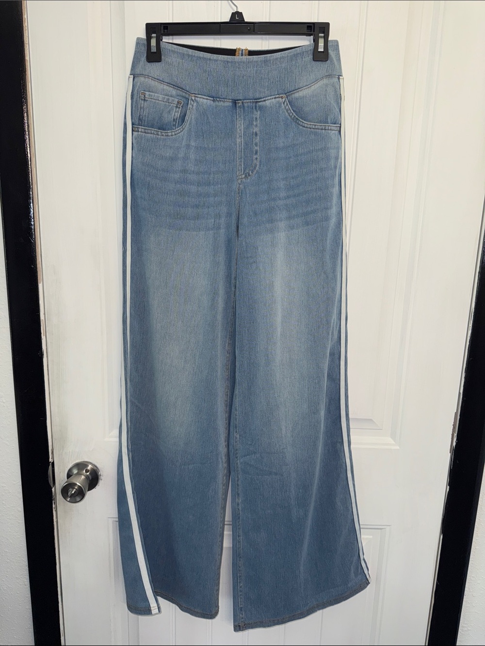 NWOT HALARA Light Blue Flare Jeans with White Side Stripe